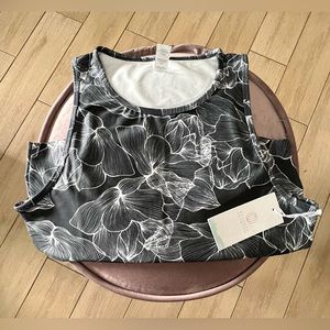 NWT Marika Balance Collection Mia Crop Tank
-Size Large - Black Floral Outline